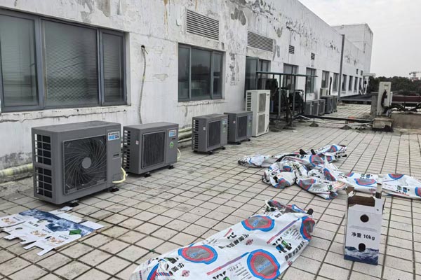 安徽民航藍(lán)天旅行服務(wù)有限公司冷庫外機(jī)機(jī)組安裝工程
